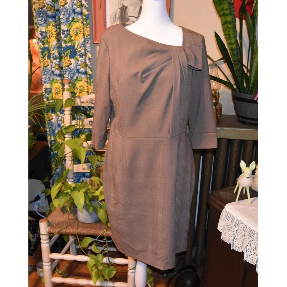 Designer Sandra Angelozzi Dress 60s Style Taupe Business Size 42 (Medium)